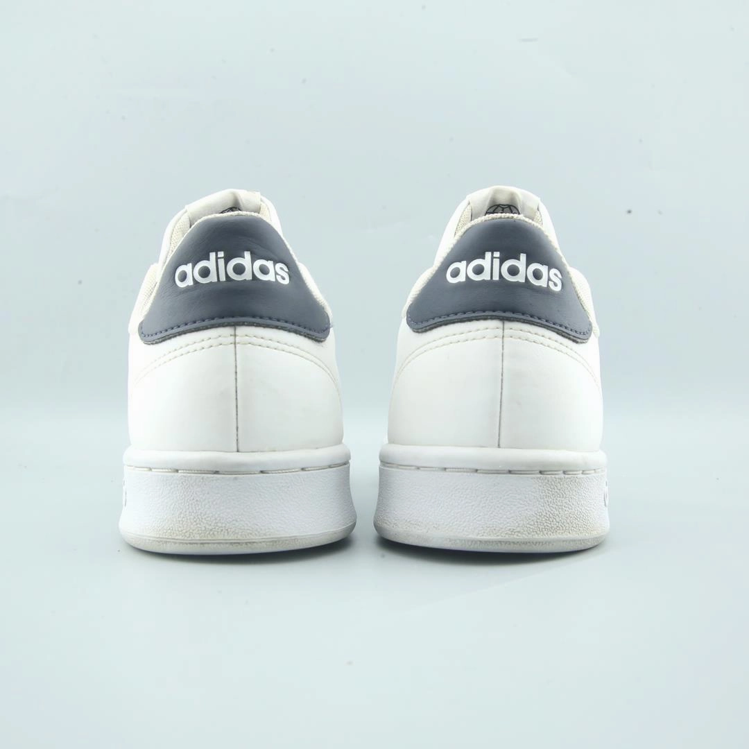 ADIDAS ADVANTAGE Adidas Lightweight Running Shoes for Men