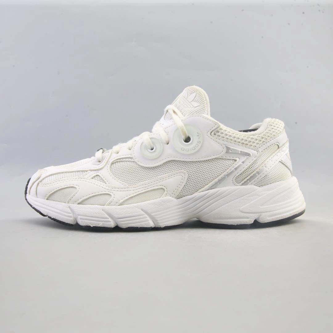 ADIDAS ASTIR Adidas lightweight run shoes