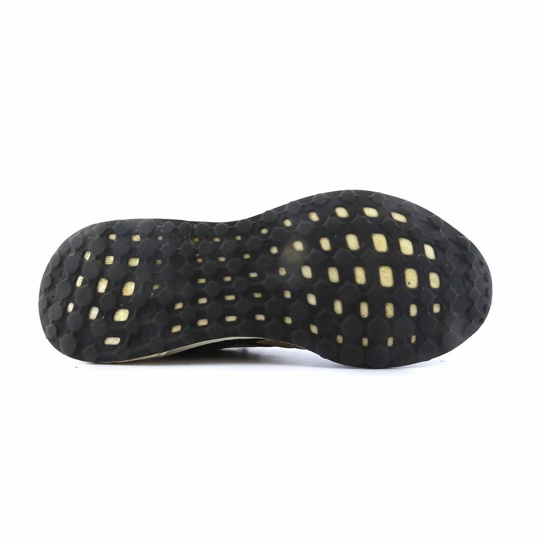 ADIDAS ASTRARUN Adidas Lightweight Running Shoes for Men