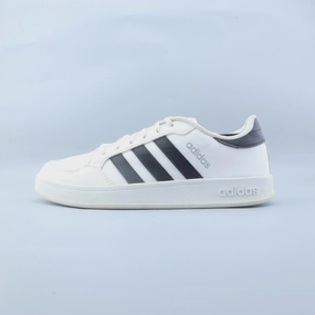 ADIDAS BREAKNET Adidas lightweight run shoes