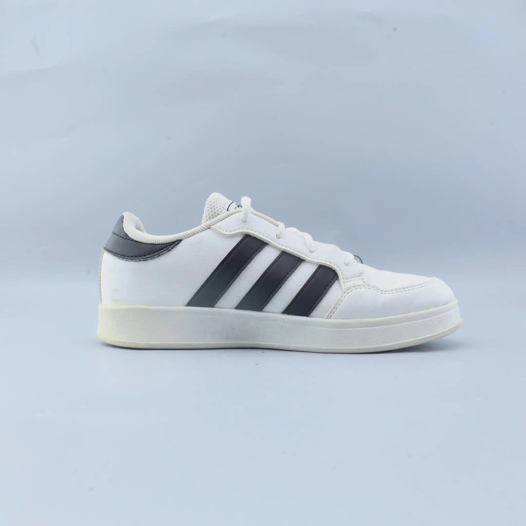 ADIDAS BREAKNET Adidas Lightweight Running Shoes for Men