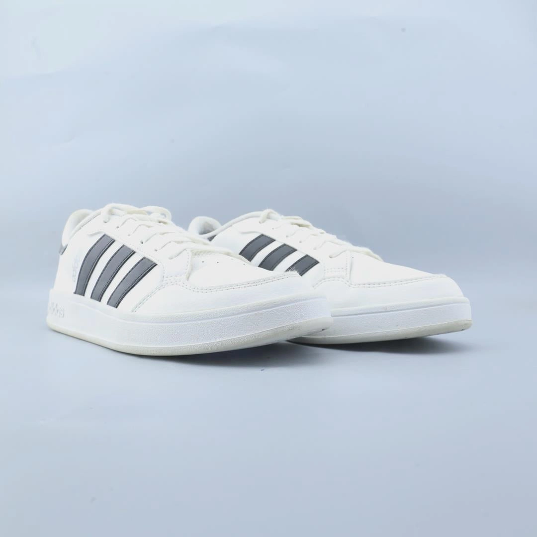 ADIDAS BREAKNET Adidas Lightweight Running Shoes for Men