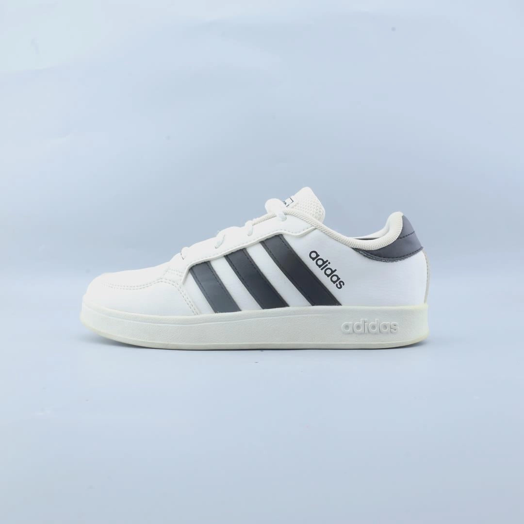 ADIDAS BREAKNET Adidas lightweight run shoes