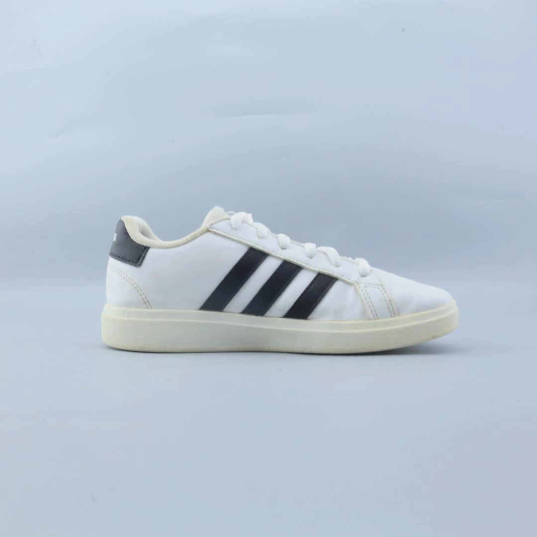 ADIDAS GRAND COURT 2.0 Adidas Running Shoes for Endurance