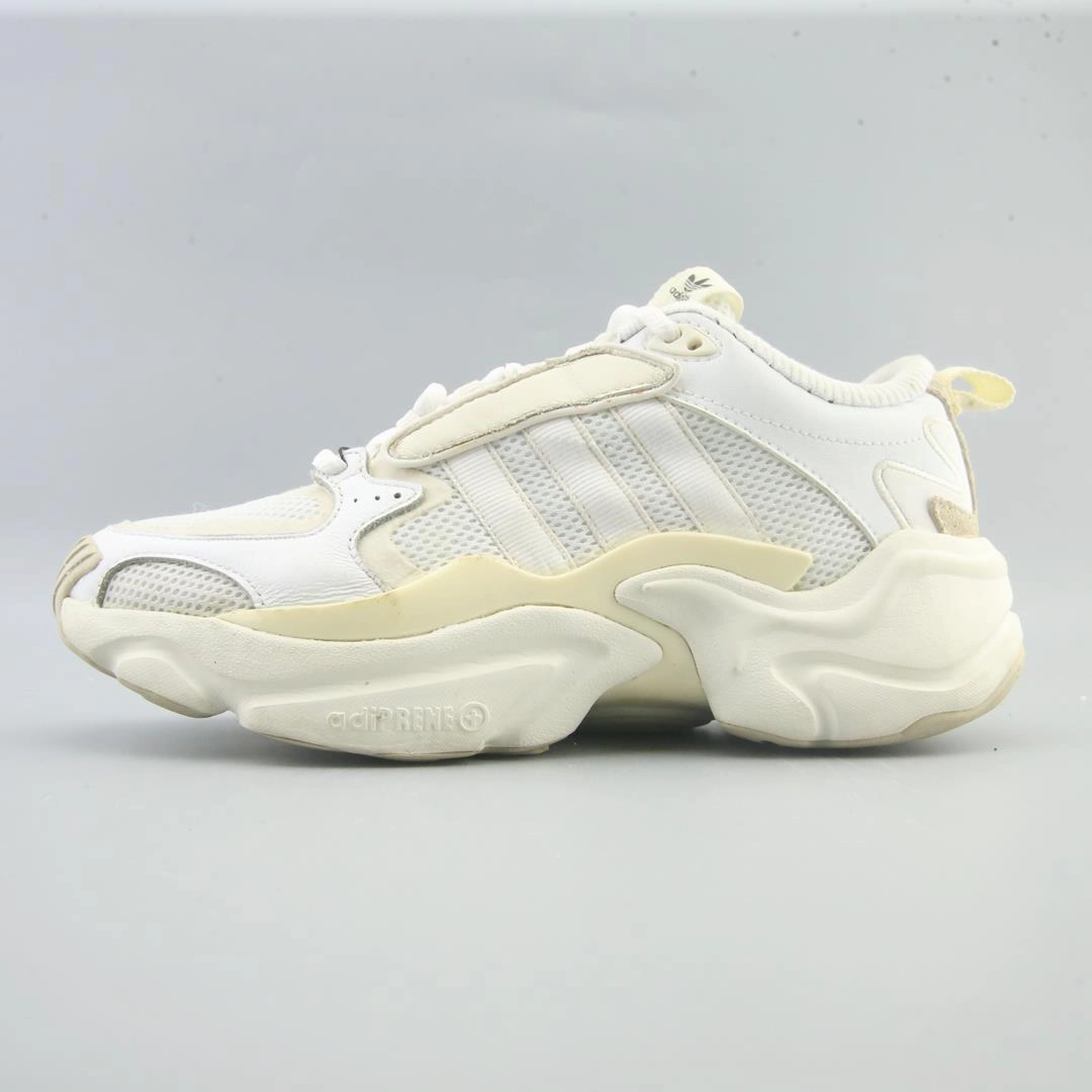 ADIDAS MAGMUR RUNNER Adidas supportive running models