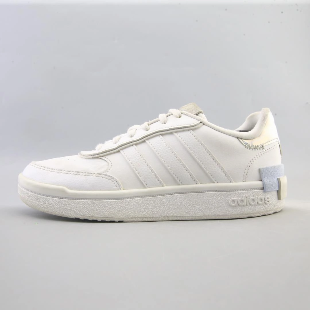 ADIDAS POSTMOVE SE Adidas cushioned running sneakers