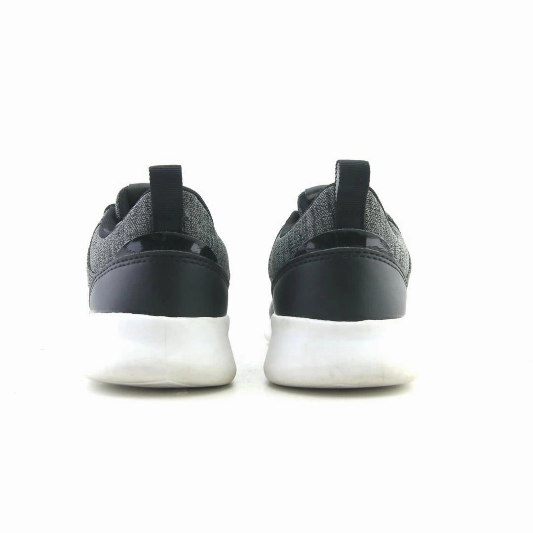 ADIDAS QT RACER 2.0 Top Adidas Running Shoes for Athletes