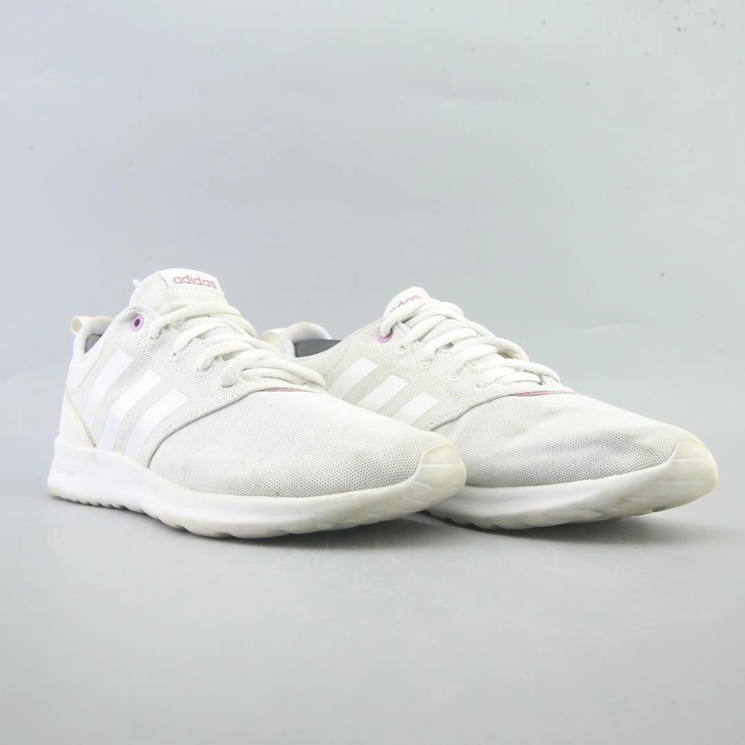 ADIDAS QT RACER 2.0 Top Adidas Running Shoes for Athletes