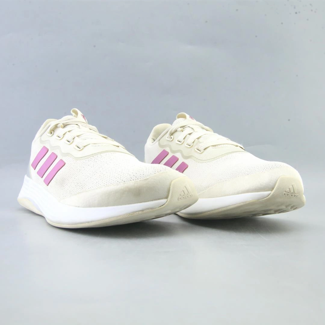 ADIDAS QT RACER Top Adidas Running Shoes for Athletes