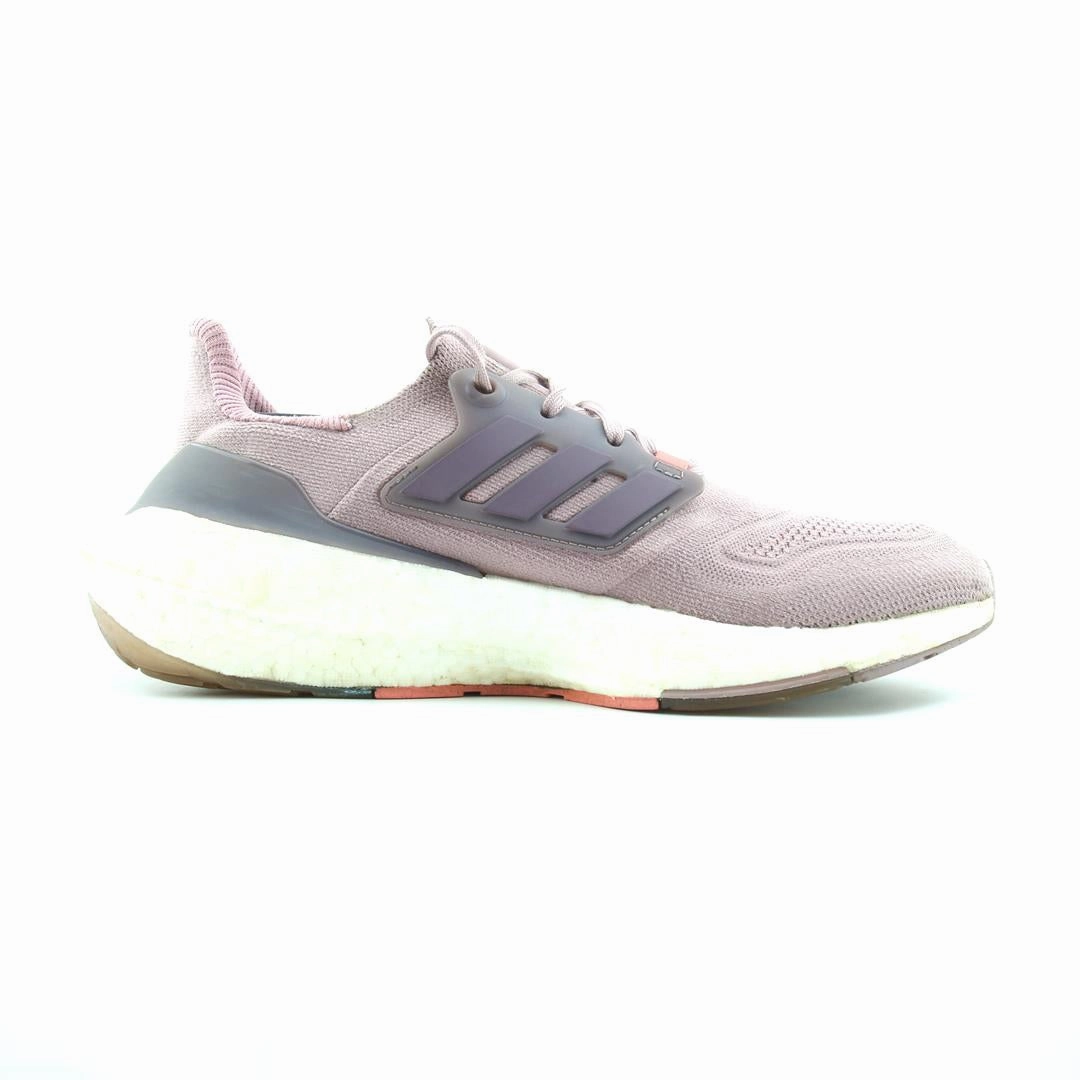 ADIDAS  ULTRABOOST 22 Adidas Lightweight Running Shoes for Men