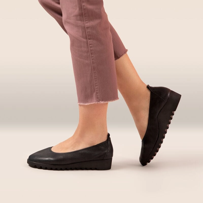 AETREX BRIANNA BALLET FLAT Aetrex supportive comfort shoes