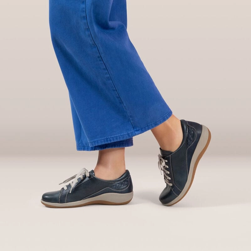 AETREX DANA LACE UP OXFORD Aetrex supportive comfort shoes