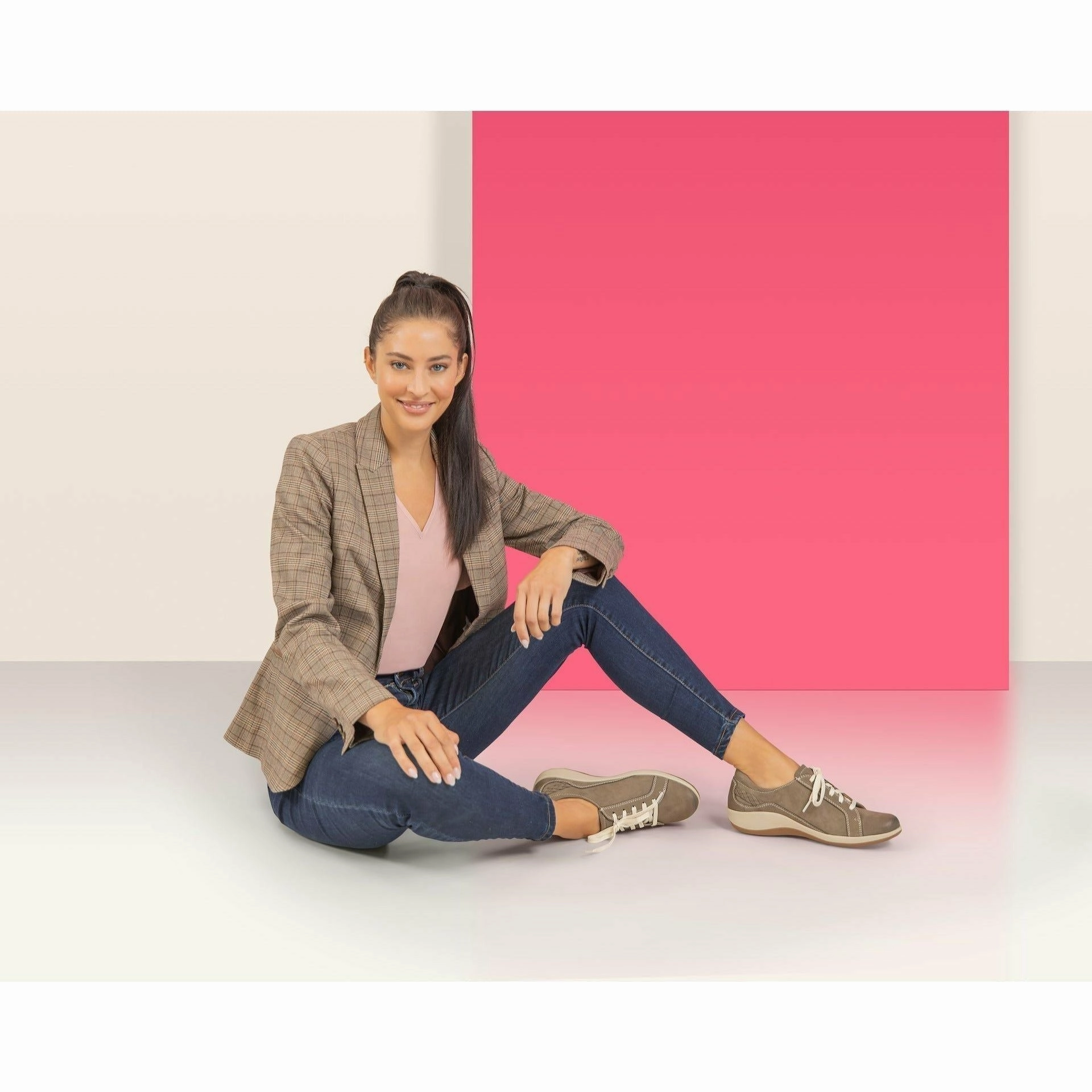 AETREX DANA LACE UP OXFORD Aetrex supportive comfort shoes