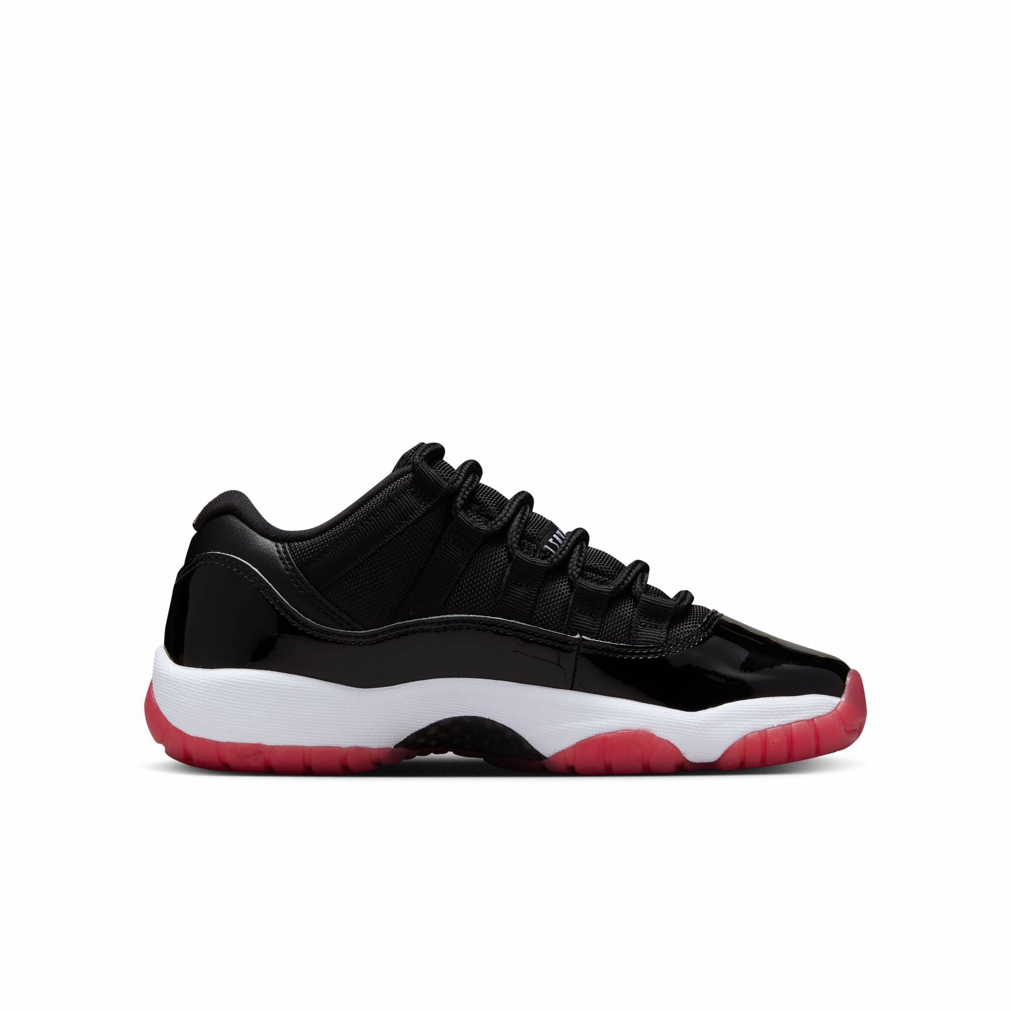 AIR JORDAN 11 RETRO LOW Air Jordan retro basketball sneakers for collectors