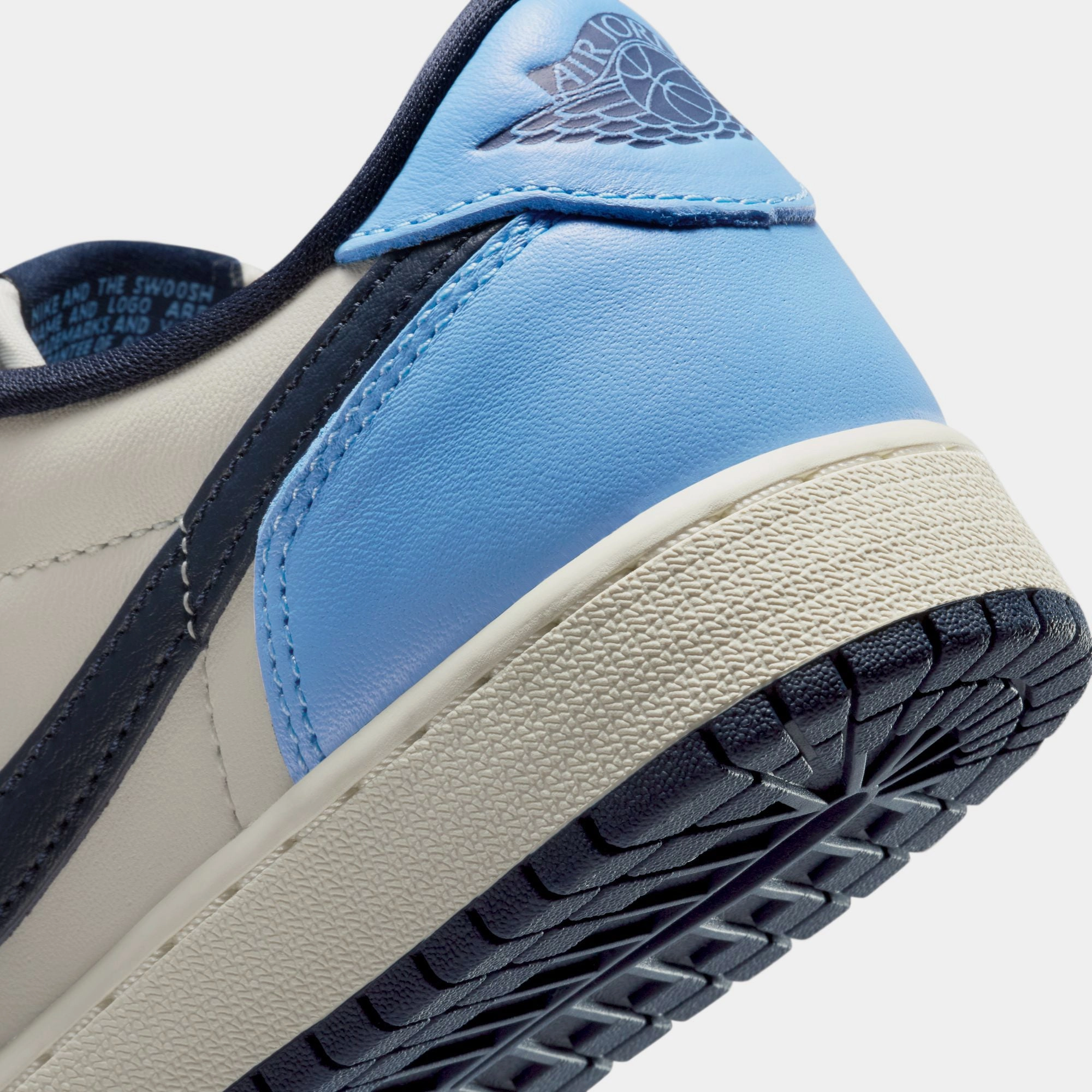 Air Jordan 1 Retro Low OG (GS) - Obsidian/University Blue Air Jordan Basketball Shoes for Performance