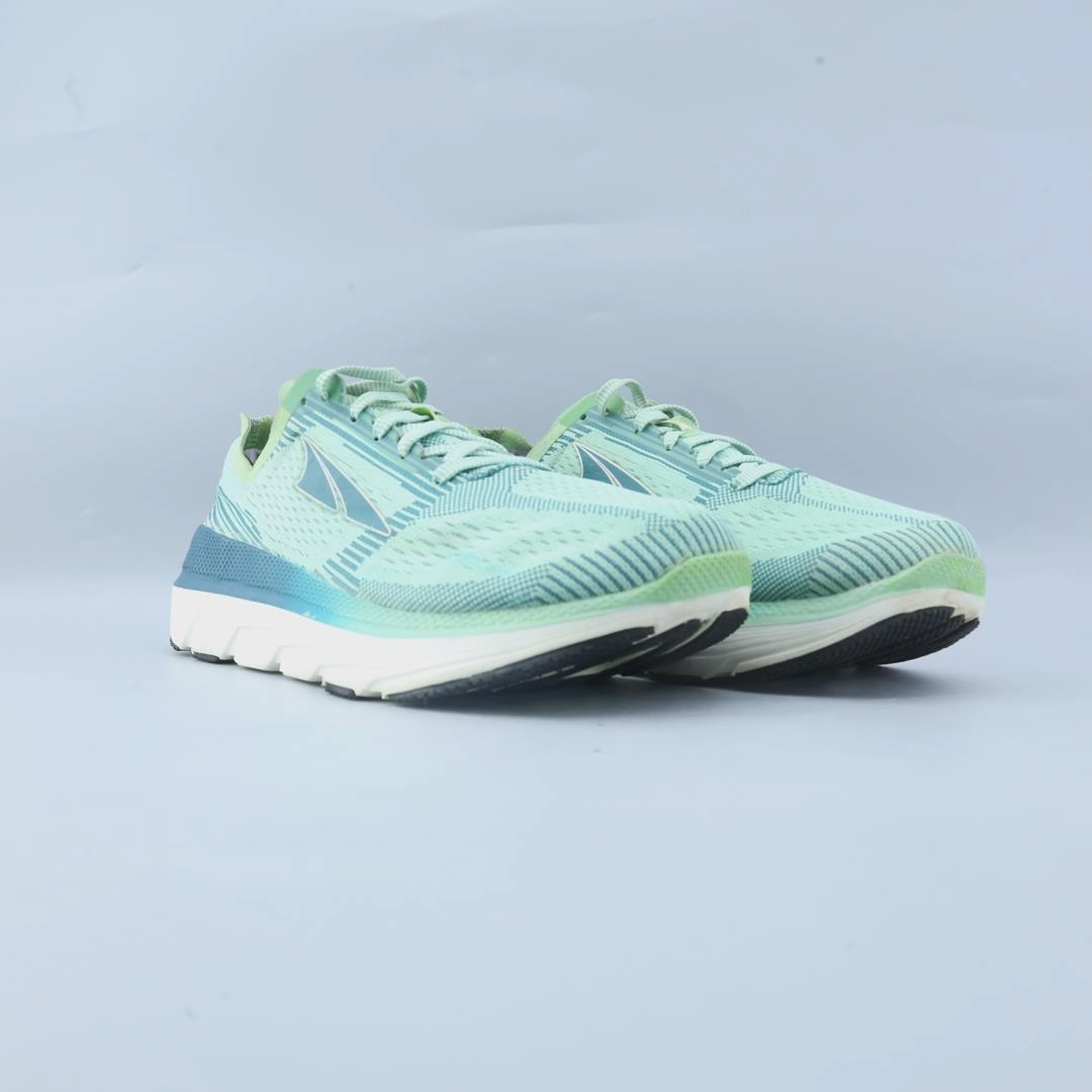 ALTRA DUO 1.5 lightweight athletic shoe look