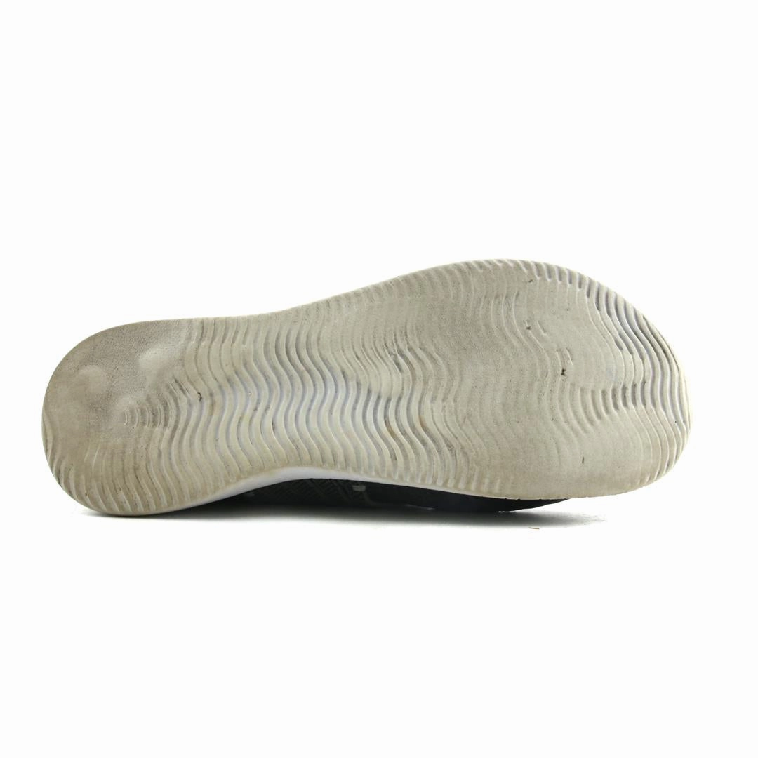 ALTRA DYANI lightweight athletic shoe look