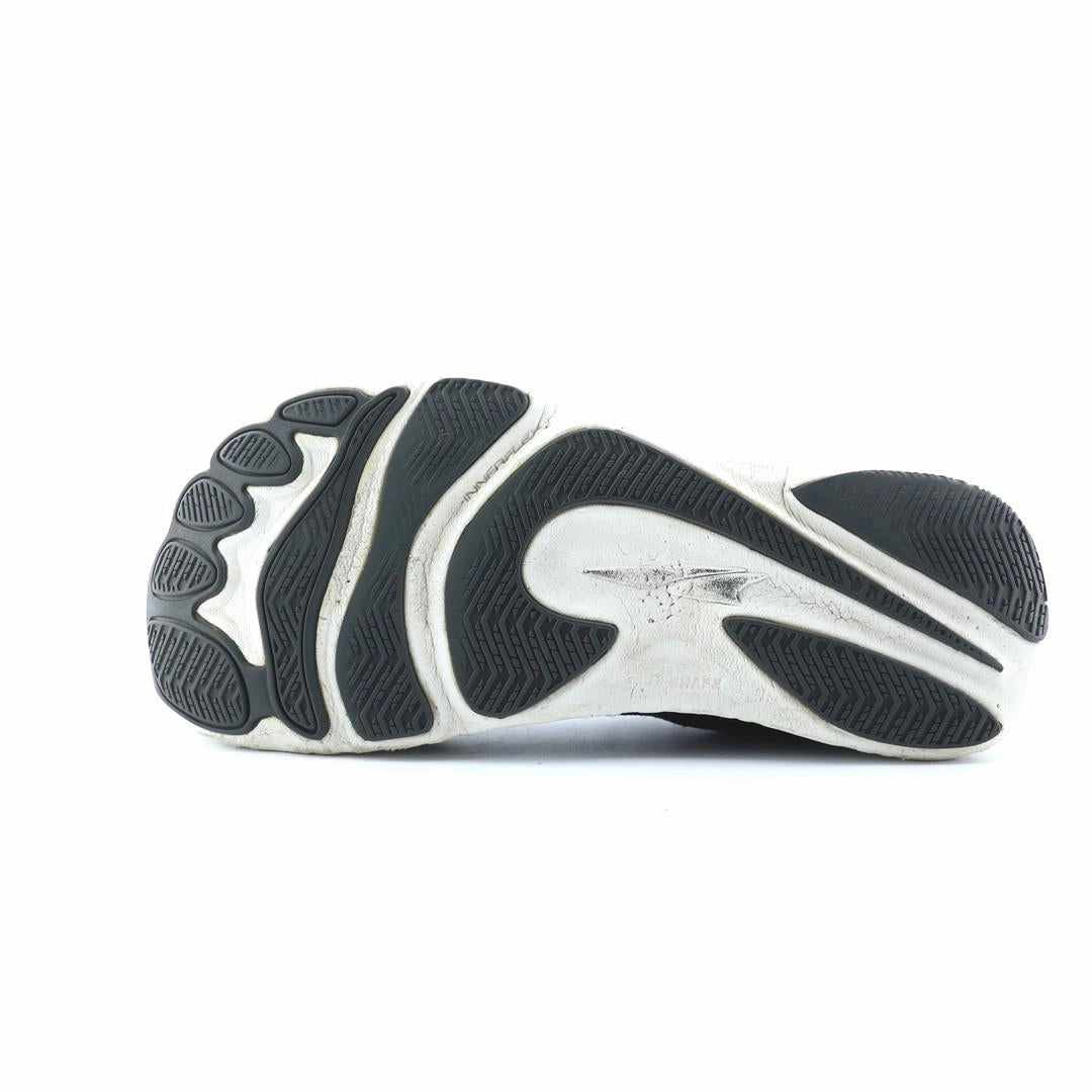 ALTRA ESCALANTE 1.5 lightweight athletic shoe look