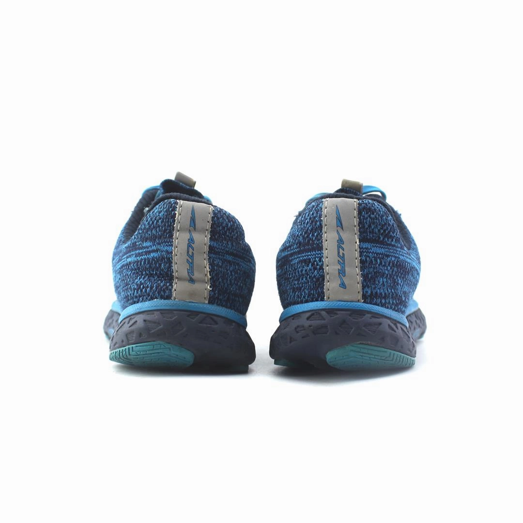 ALTRA  ESCALANTE  1.5 lightweight athletic shoe look