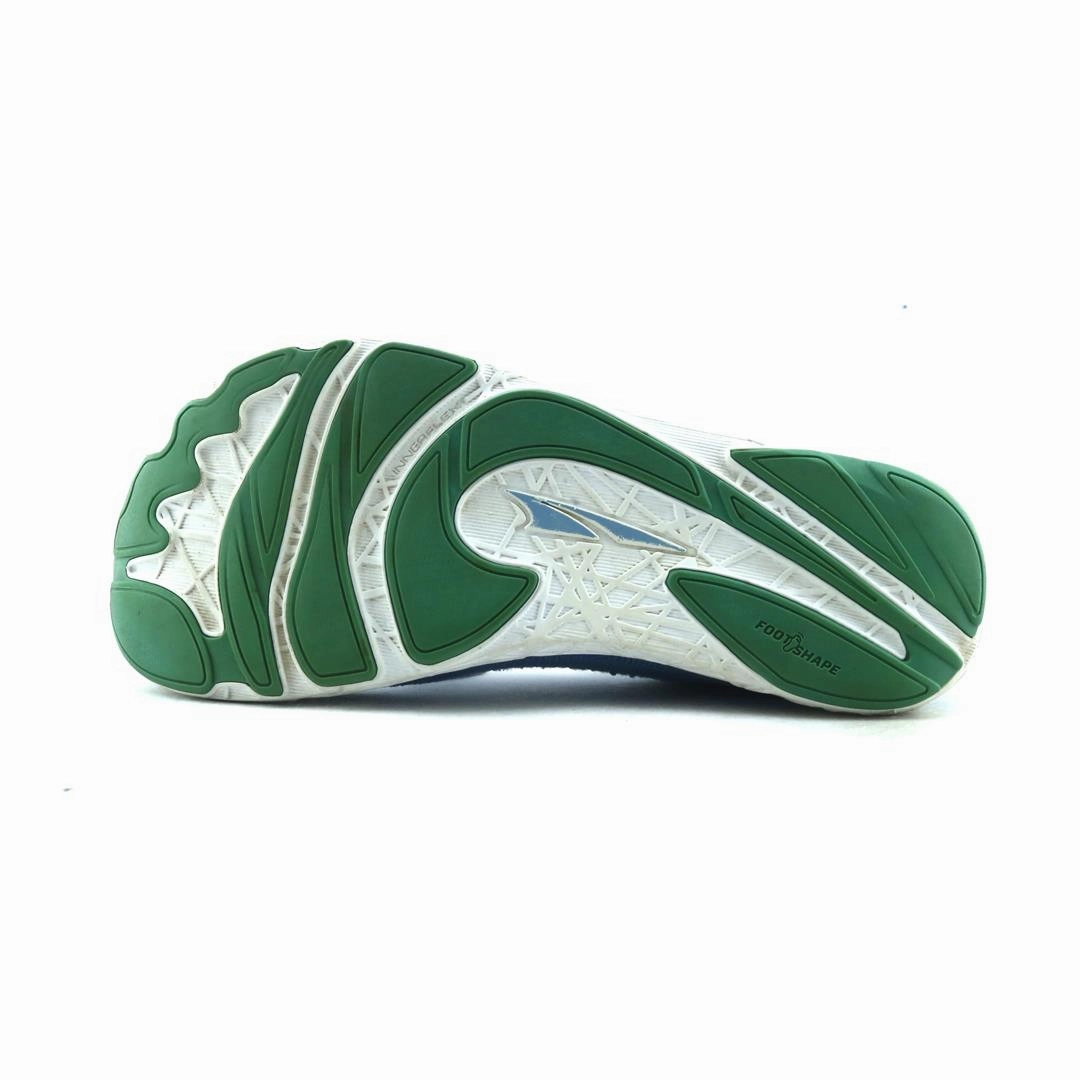 ALTRA ESCALANTE 2.5 lightweight athletic shoe look