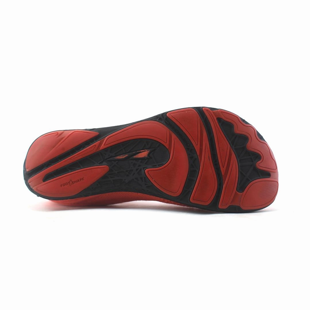 ALTRA ESCALANTE 2.5 lightweight athletic shoe look