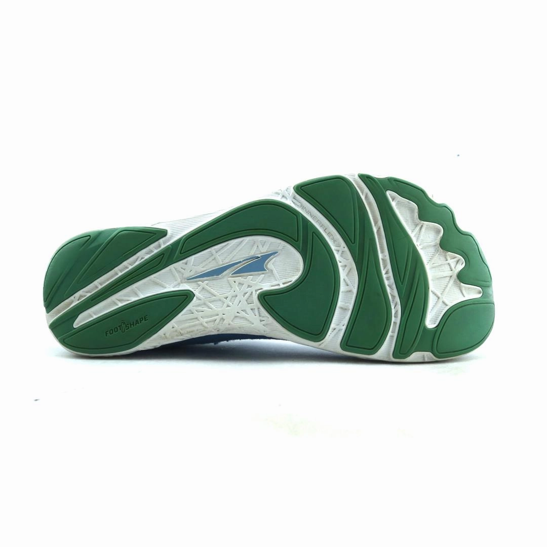 ALTRA ESCALANTE 2.5 lightweight athletic shoe look