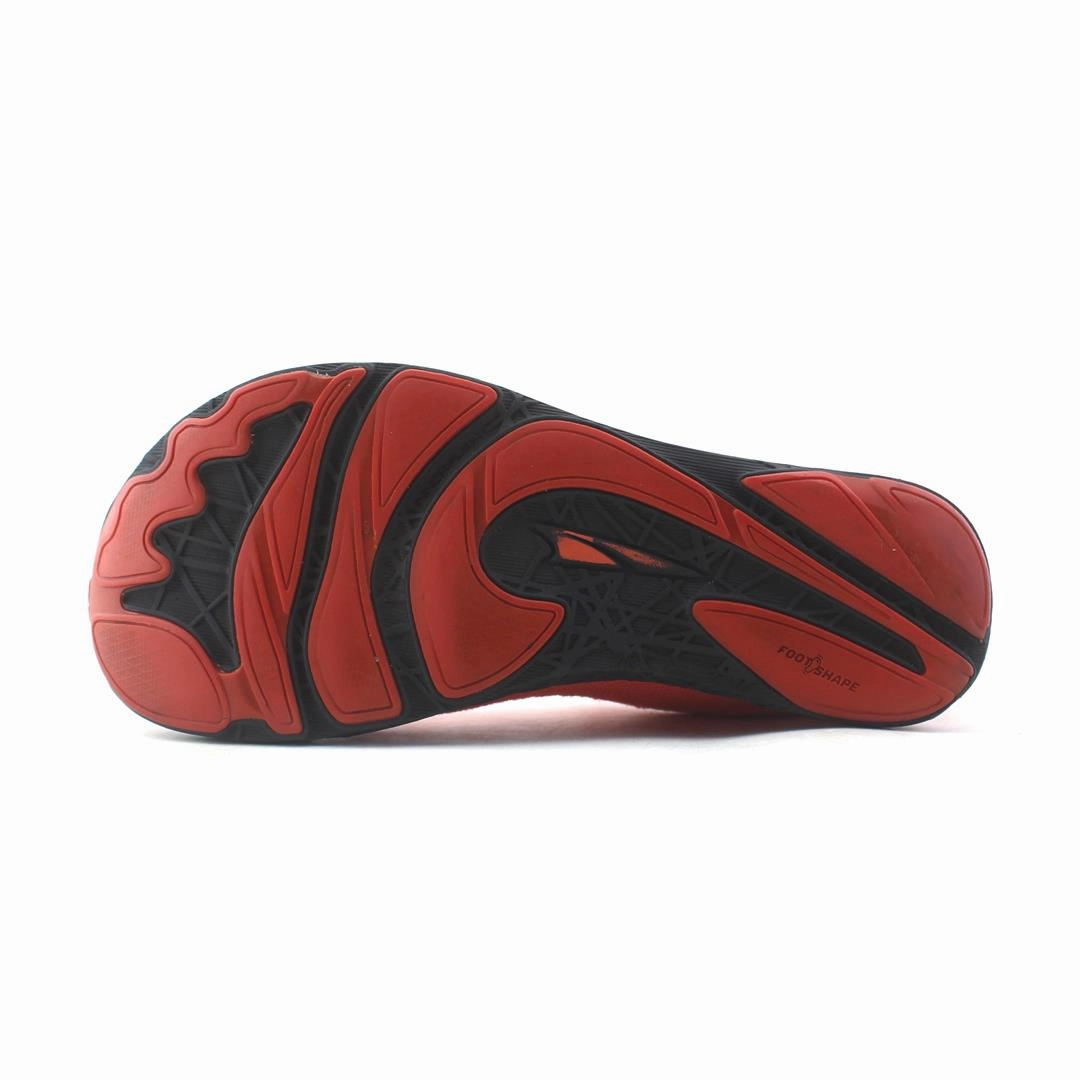 ALTRA ESCALANTE 2.5 lightweight athletic shoe look