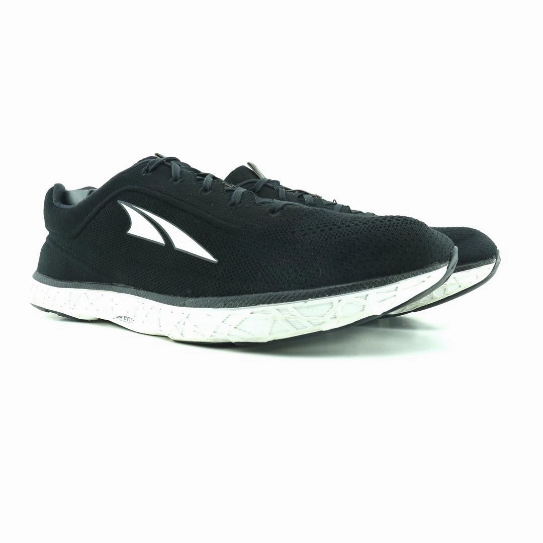 ALTRA ESCALANTE 2.5 lightweight athletic shoe look