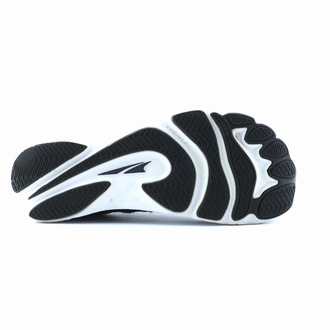 ALTRA ESCALANTE 2.5 lightweight athletic shoe look