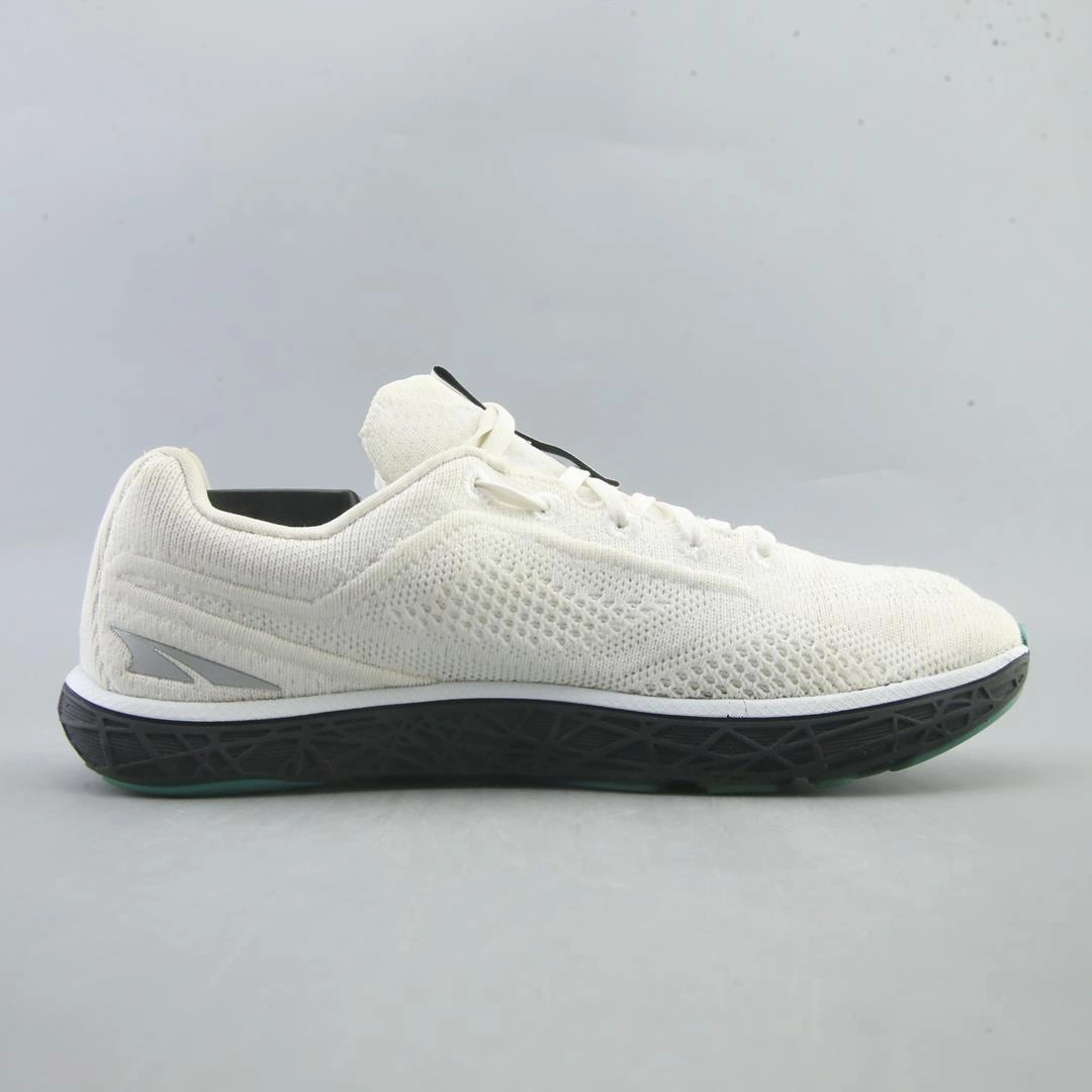 ALTRA ESCALANTE 2.5 lightweight athletic shoe look