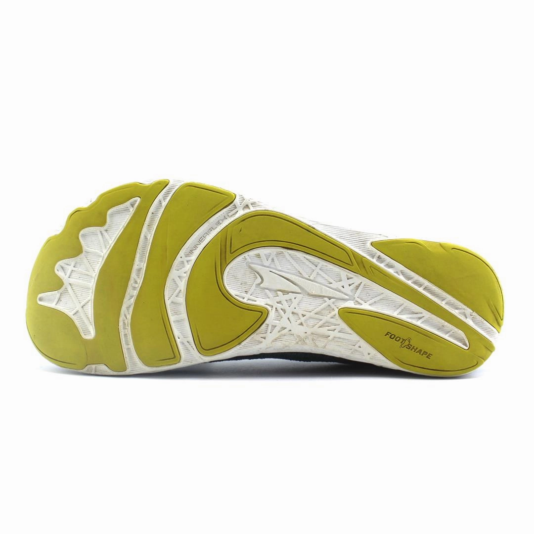ALTRA ESCALANTE  2 lightweight athletic shoe look