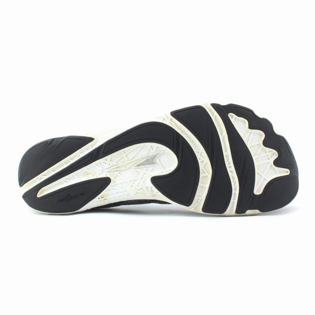 ALTRA ESCALANTE 2 lightweight athletic shoe look