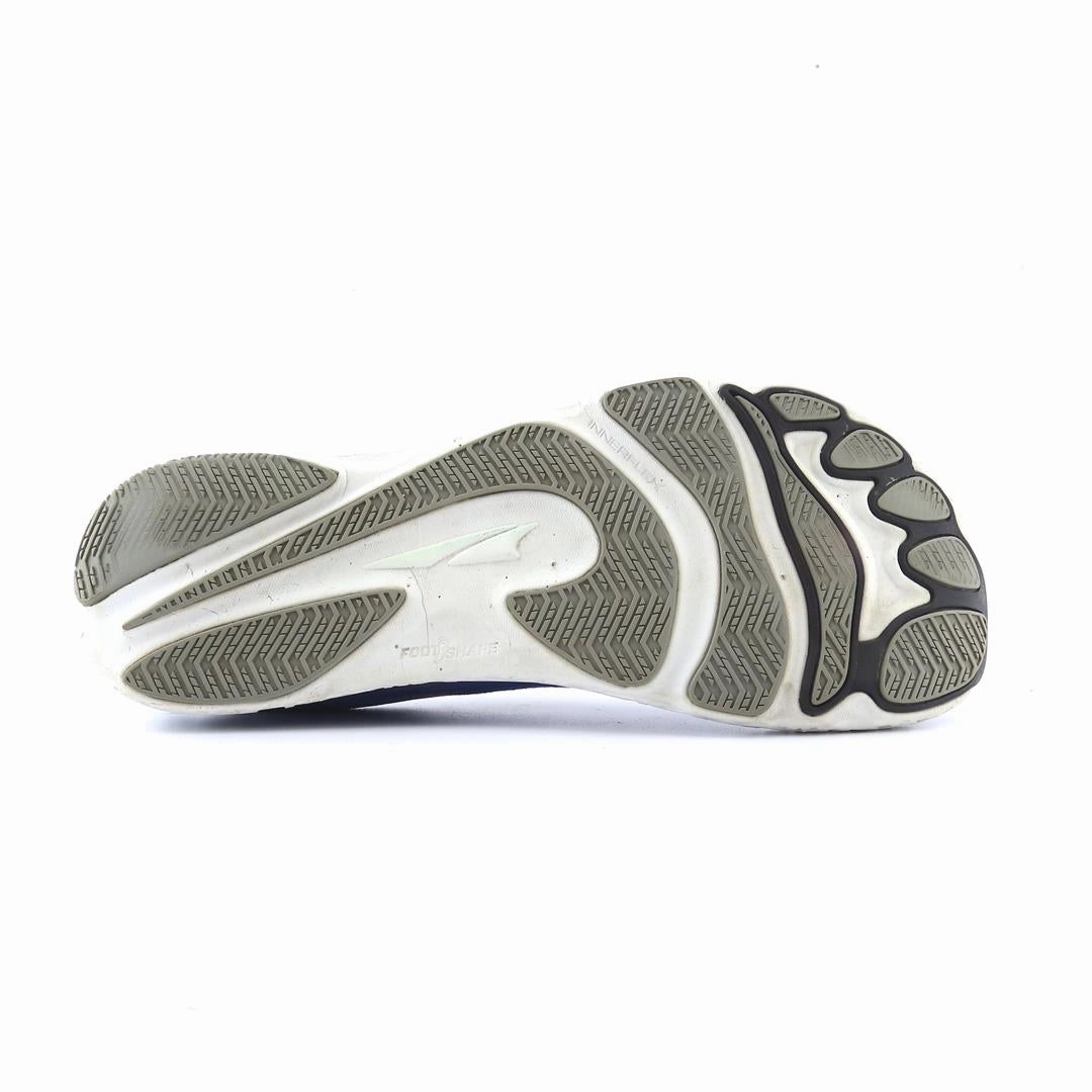ALTRA ESCALANTE 2 lightweight athletic shoe look