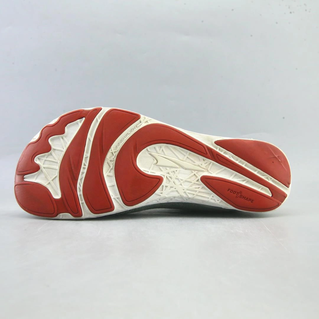 ALTRA ESCALANTE 2 lightweight athletic shoe look