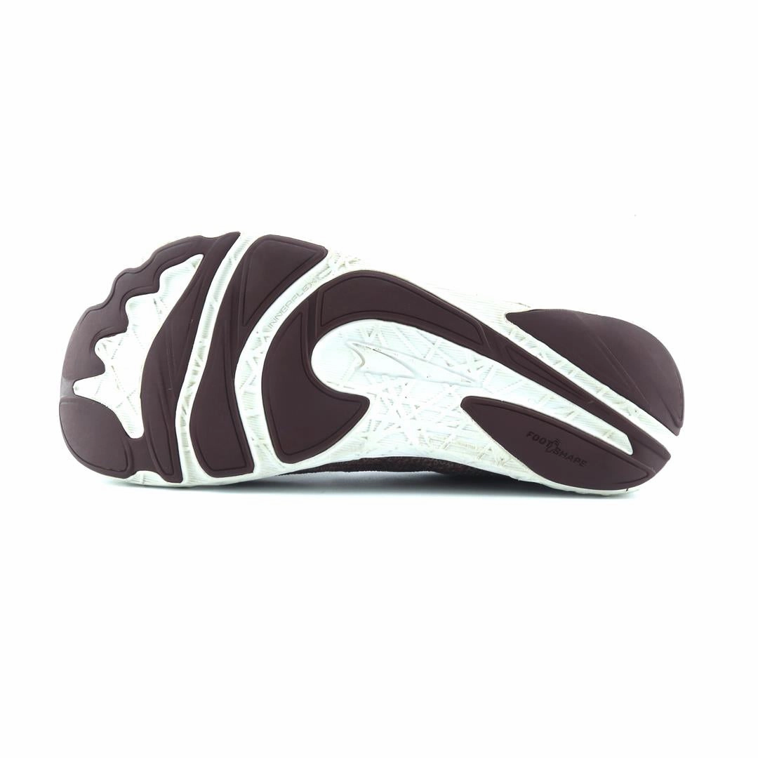 ALTRA ESCALANTE 2 lightweight athletic shoe look