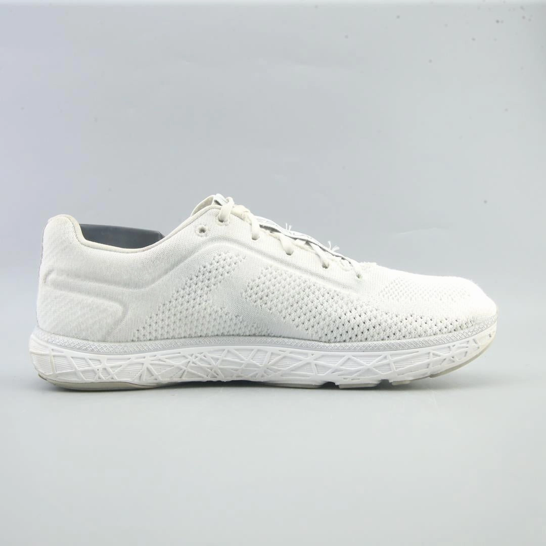ALTRA ESCALANTE 2 lightweight athletic shoe look