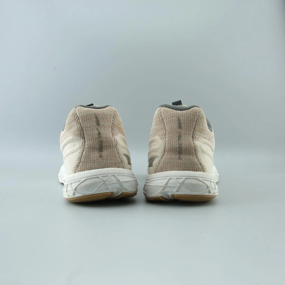ALTRA ESCALANTE 2 lightweight athletic shoe look