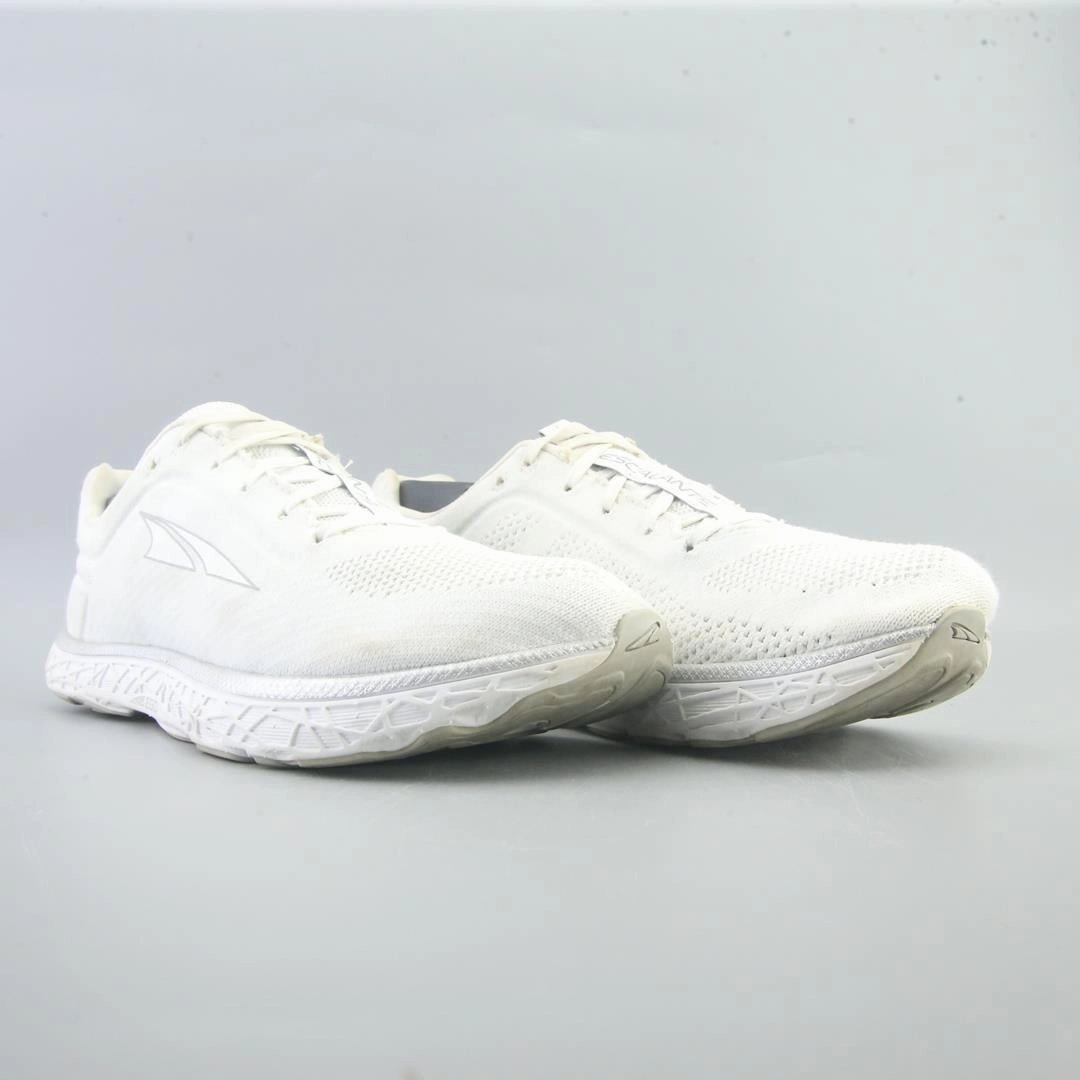 ALTRA ESCALANTE 2 lightweight athletic shoe look