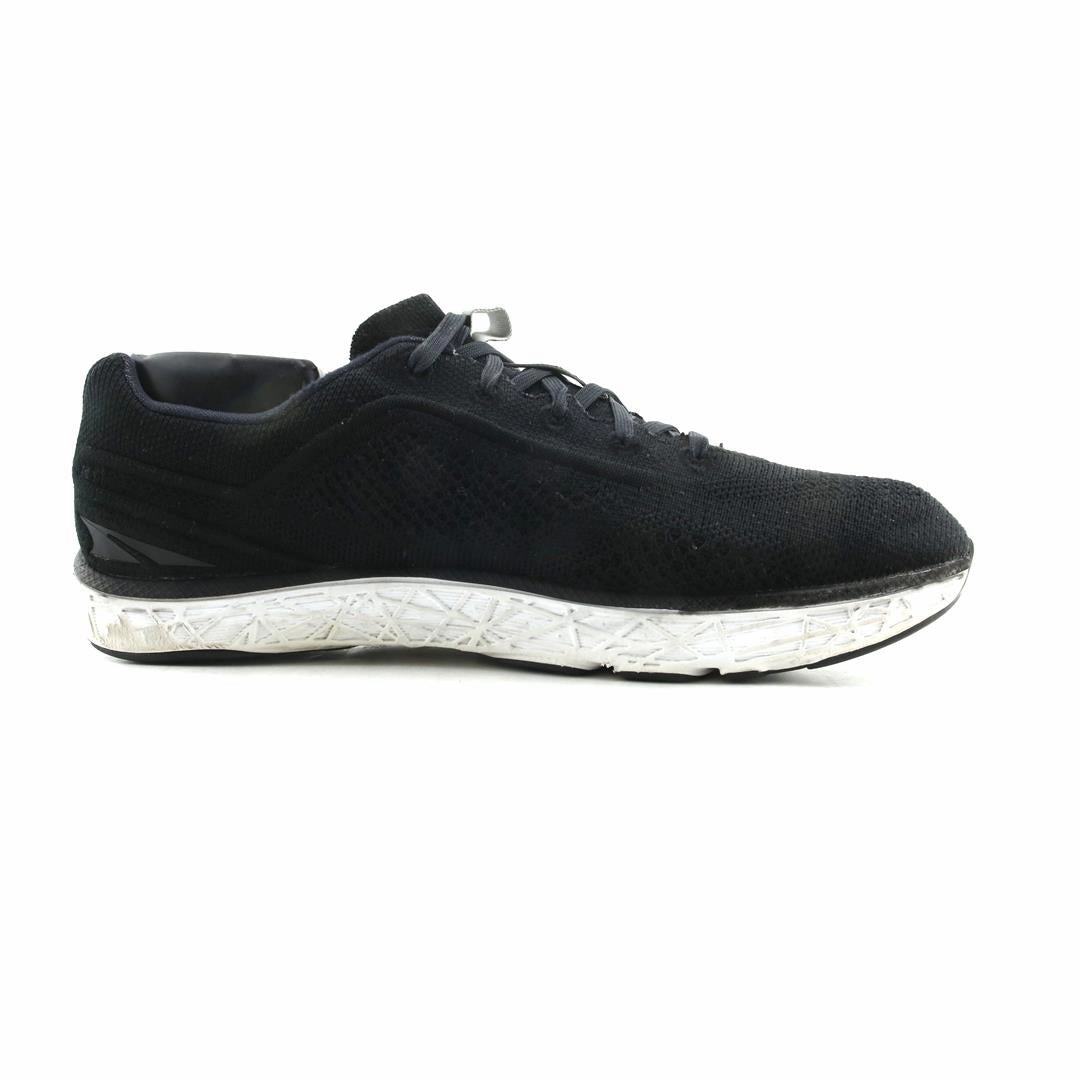 ALTRA ESCALANTE 2 lightweight athletic shoe look