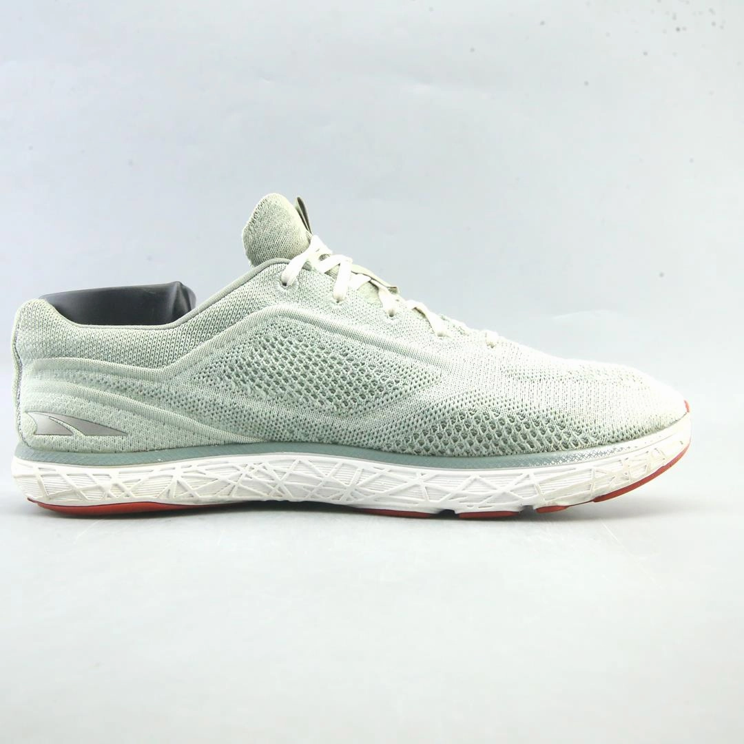ALTRA ESCALANTE 2 lightweight athletic shoe look