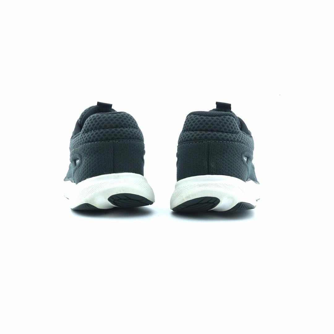 ALTRA ESCALANTE 3 lightweight athletic shoe look
