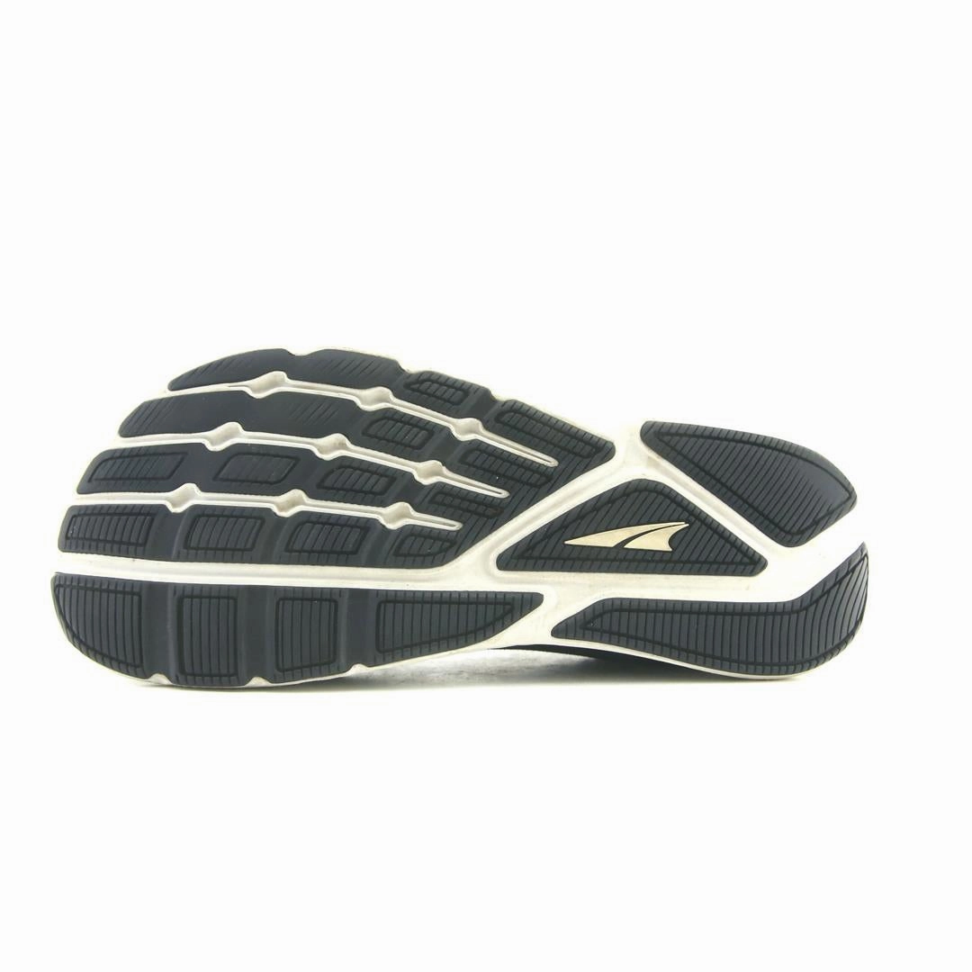 ALTRA ESCALANTE 3 lightweight athletic shoe look
