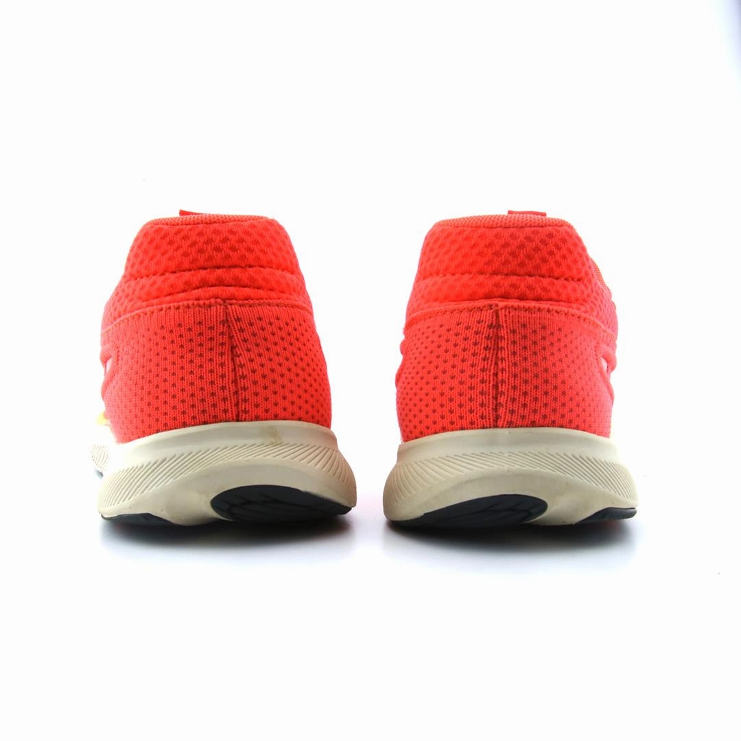 ALTRA ESCALANTE 3 lightweight athletic shoe look