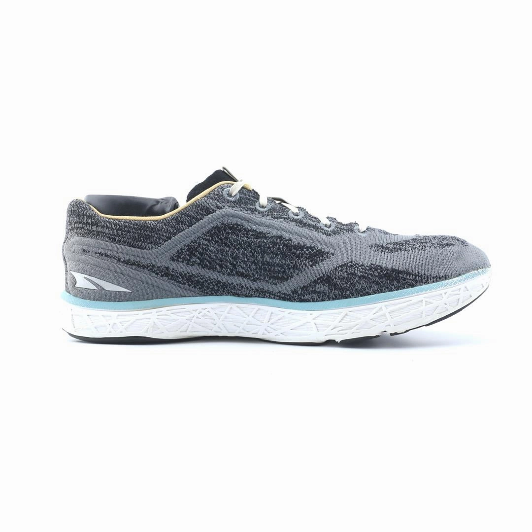 ALTRA ESCALANTE 3 lightweight athletic shoe look