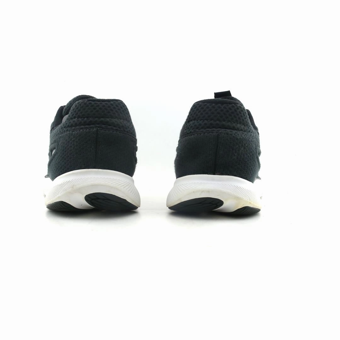 ALTRA ESCALANTE 3 lightweight athletic shoe look