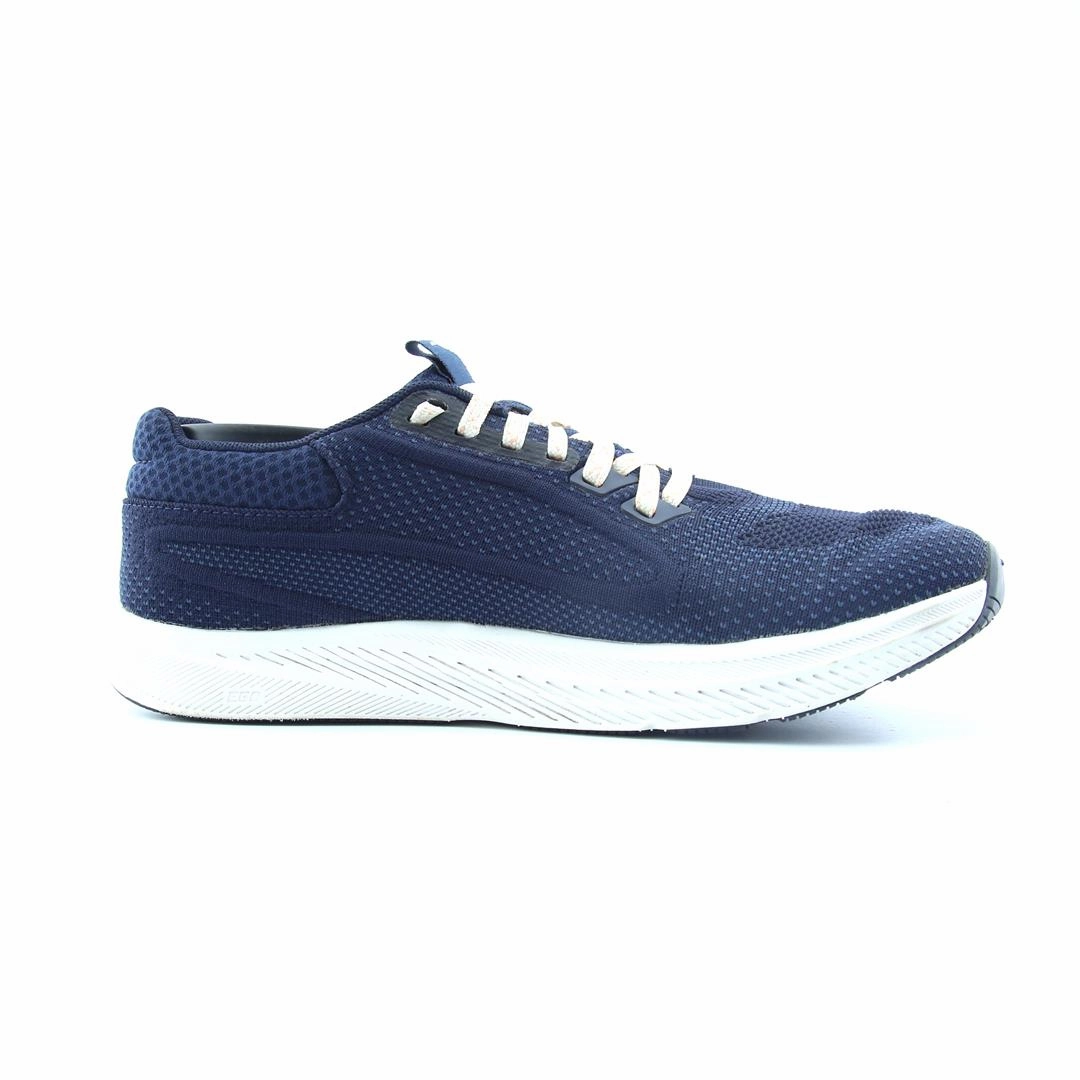 ALTRA ESCALANTE 3 lightweight athletic shoe look