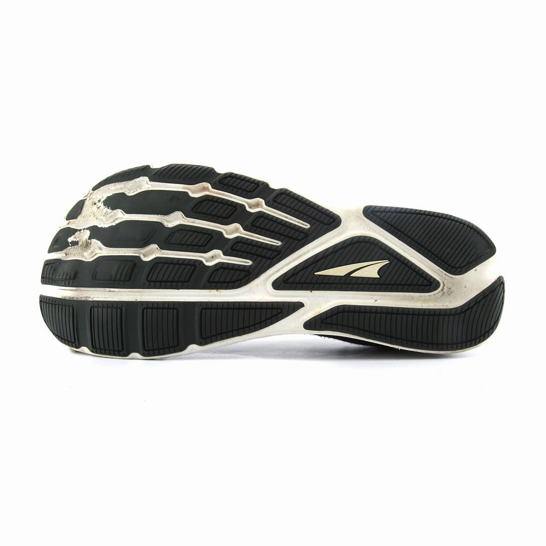 ALTRA ESCALANTE 3 lightweight athletic shoe look