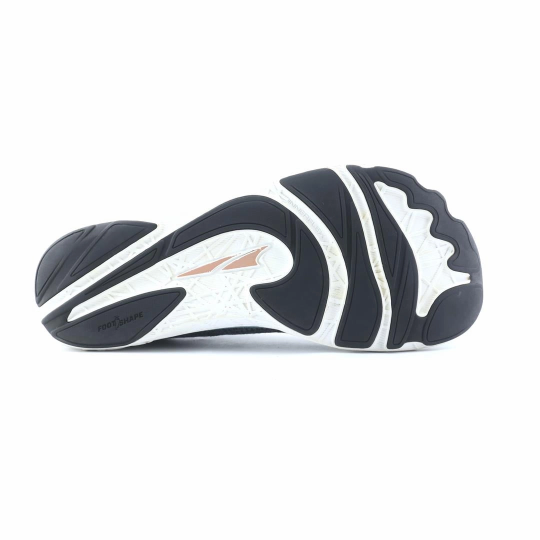 ALTRA ESCALANTE 3 lightweight athletic shoe look