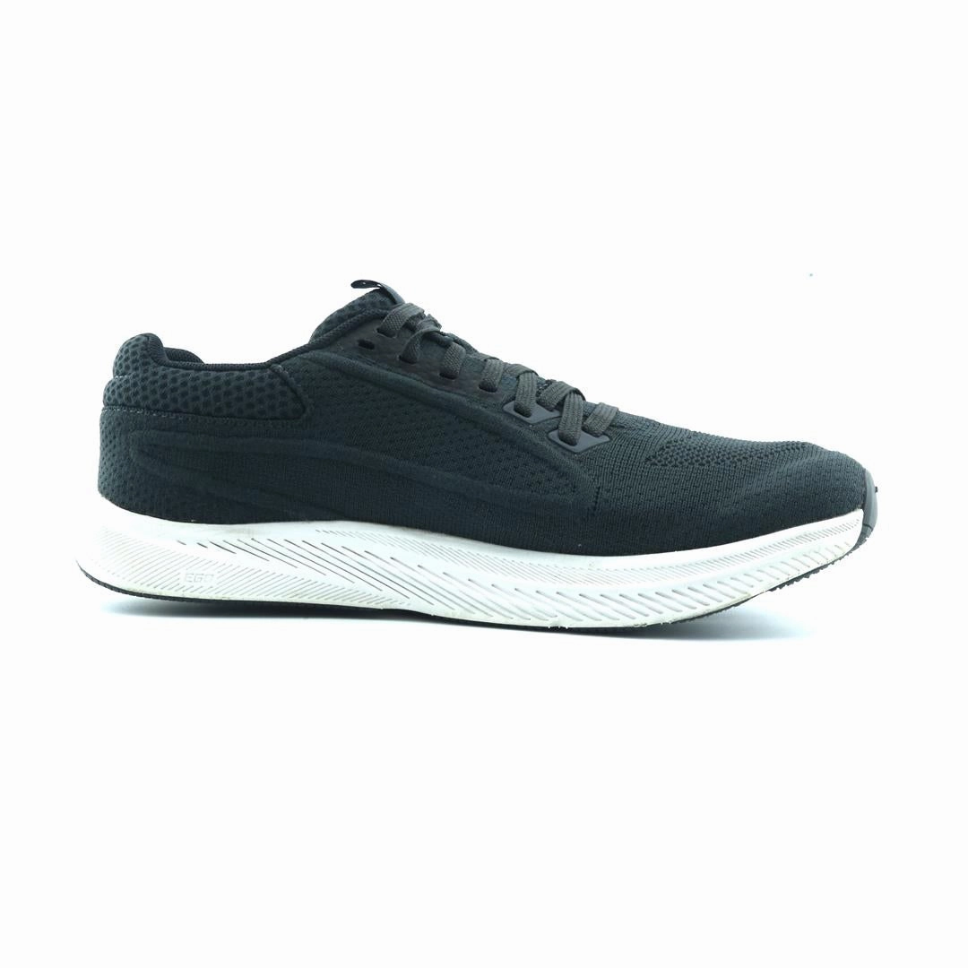 ALTRA ESCALANTE 3 lightweight athletic shoe look