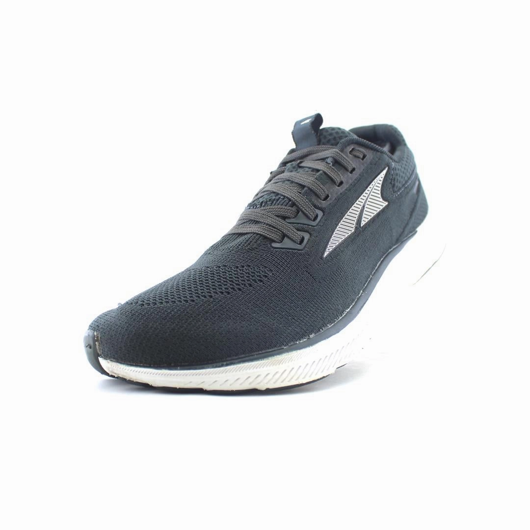 ALTRA ESCALANTE 3 lightweight athletic shoe look